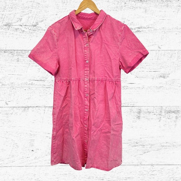 Dresses & Skirts - Pink Button-Up Short Sleeve Dress